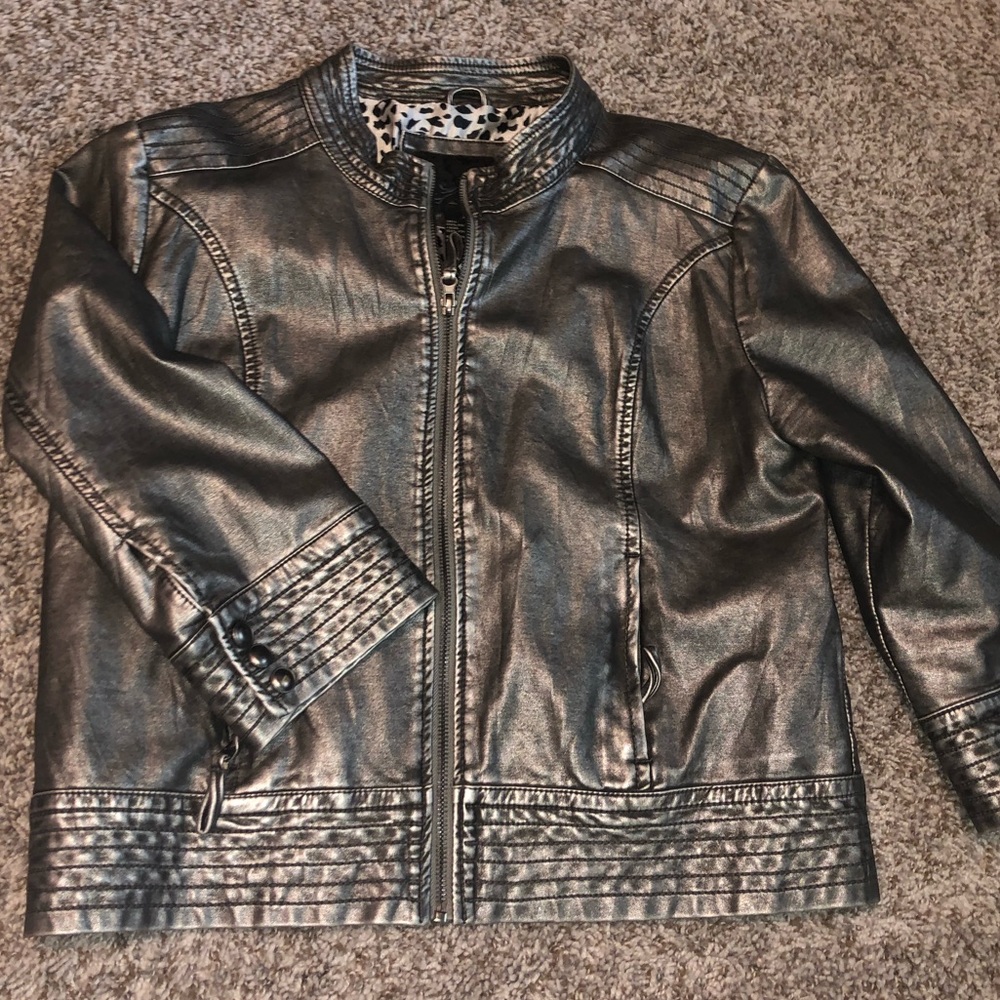 XL silver metallic leather Daytrip jacket